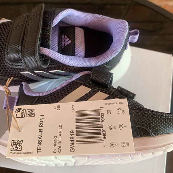 New adidas Tensaur Run
Toddler Sneakers size 5 - Picture 7 of 10